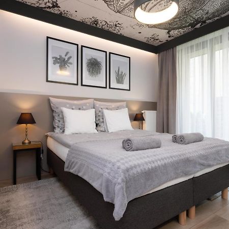 Jacuzzi Apartments Krakow Exterior photo