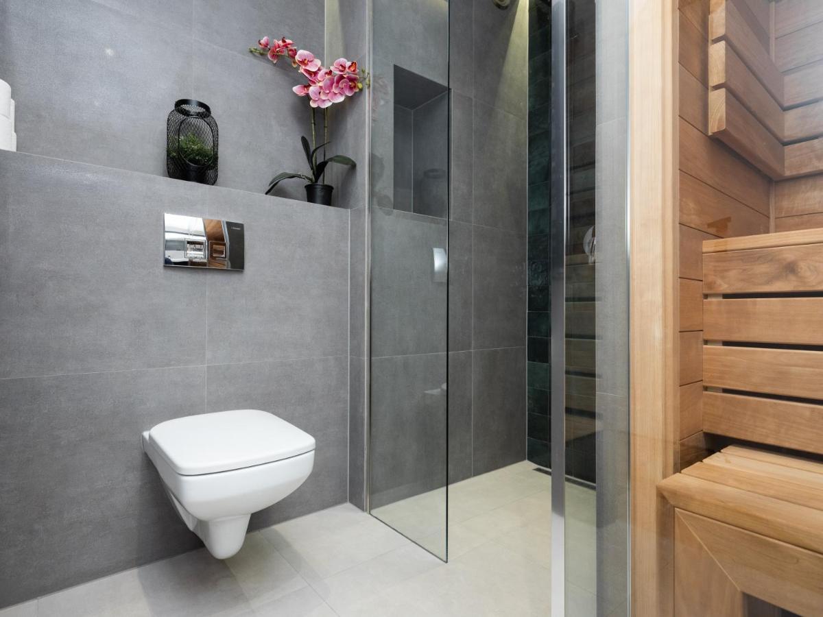 Jacuzzi Apartments Krakow Exterior photo